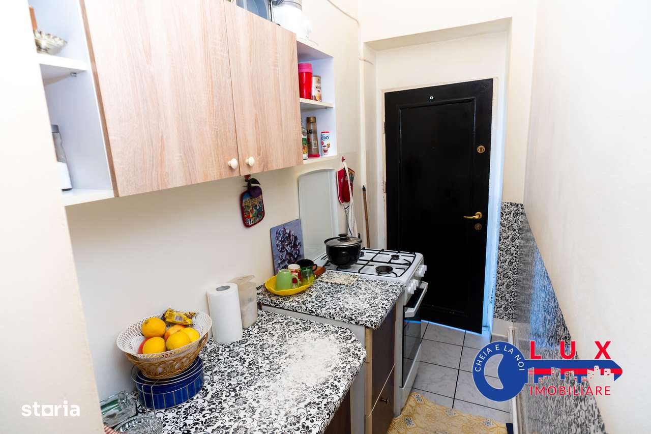 ID 6674 Vindem casa pe Strada MIRCEA VODA - ULTRACENTRAL-8