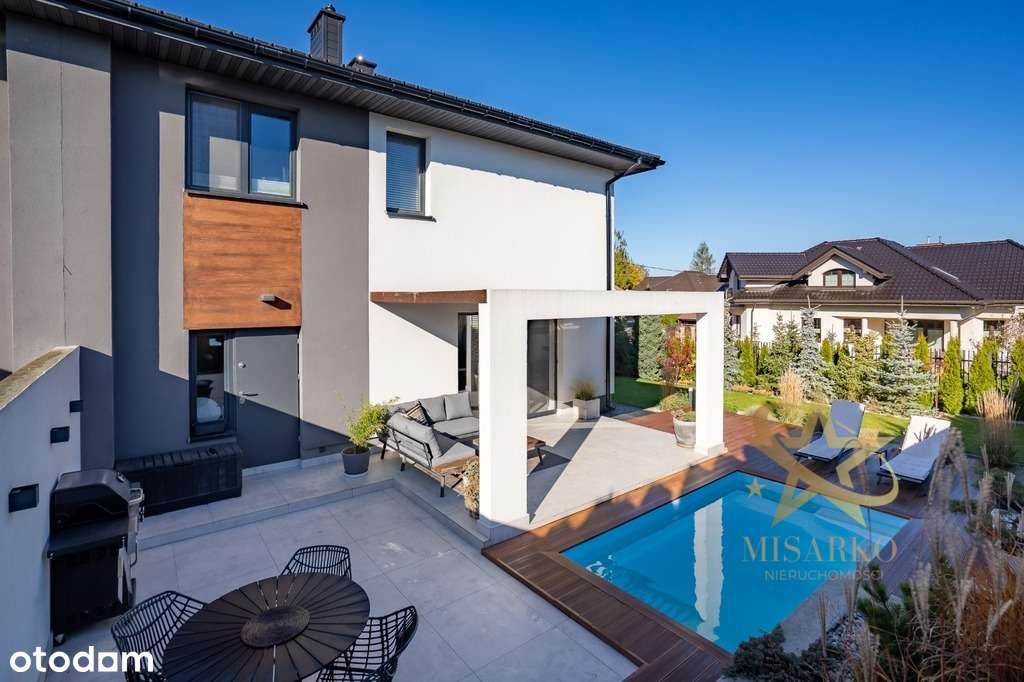 Nowoczesny dom w zabudowie bliźniaczej z basenem-5