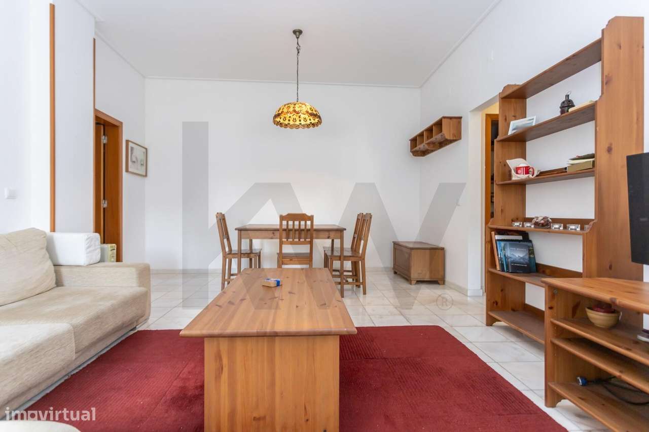 T2 ESPAÇOSO (92m2) EM ALCÂNTARA – LUZ NATURAL + LOCALIZAÇÃO PREMIUM | - Grande imagem: 4/33