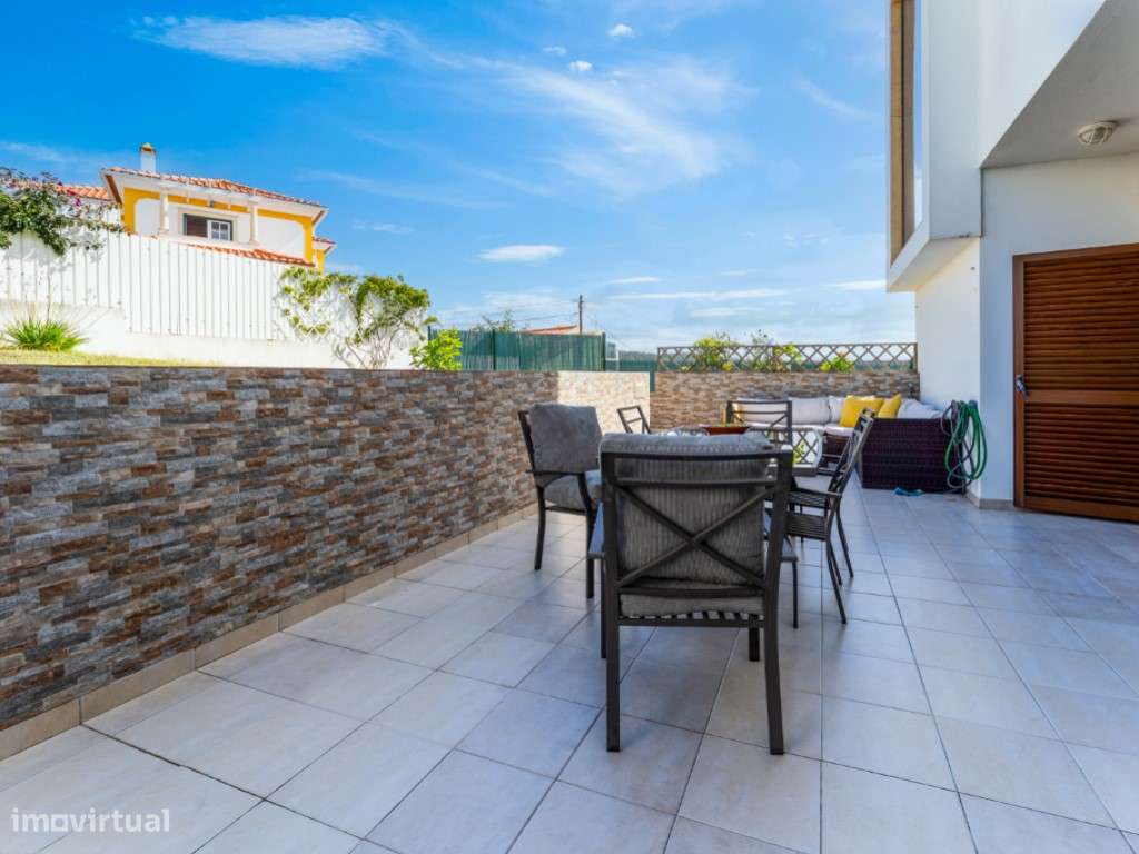 Moradia T3 com vista para a Lagoa de Óbidos, piscina e amplas áreas...-32