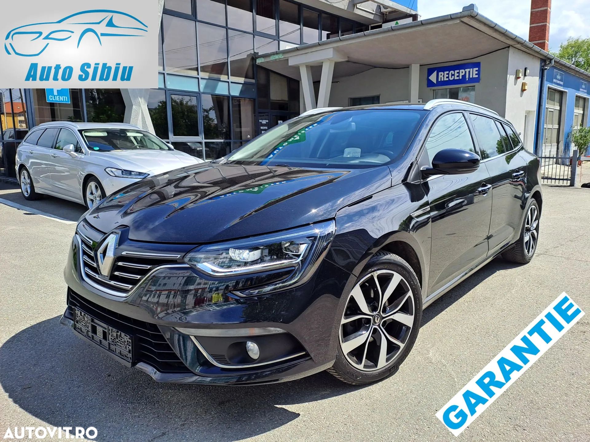 Renault Megane ENERGY TCe 140 EDC BOSE EDITION - 1