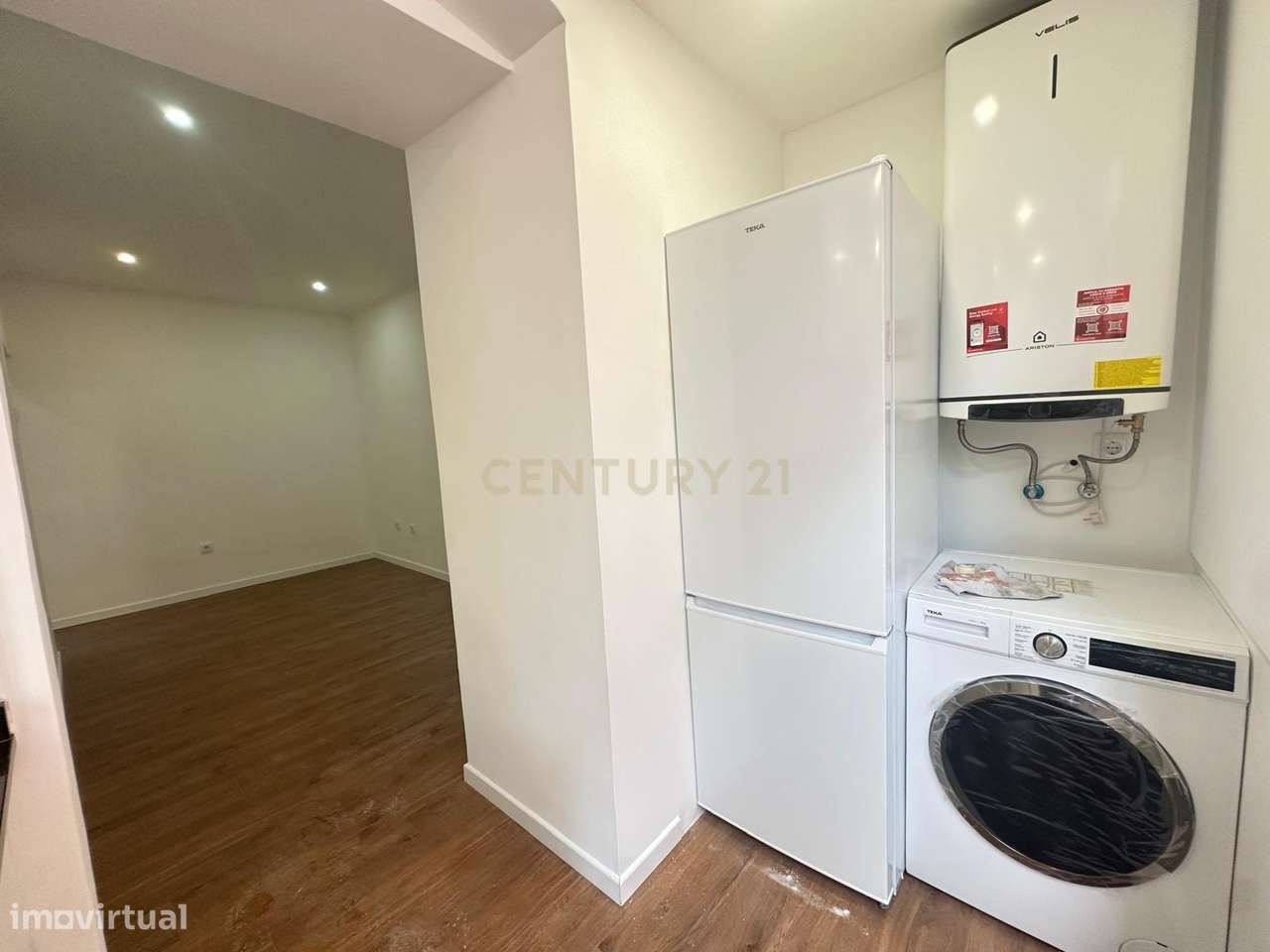 Apartamento Remodelado com logradouro em Moscavide - Grande imagem: 4/15