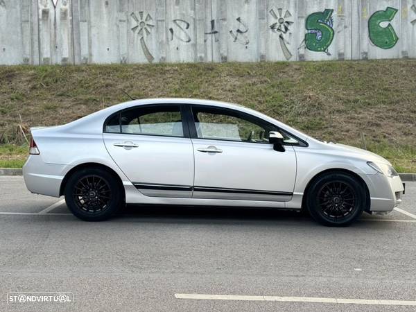 Honda Civic 1.3 DSI i-VTEC Hybrid - 37