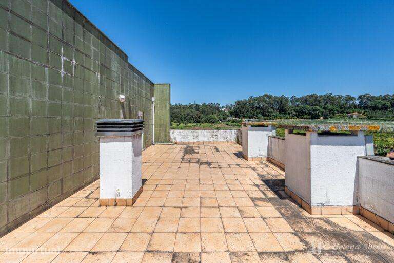 Apartamento T4 Recuado Centro de Felgueiras-23