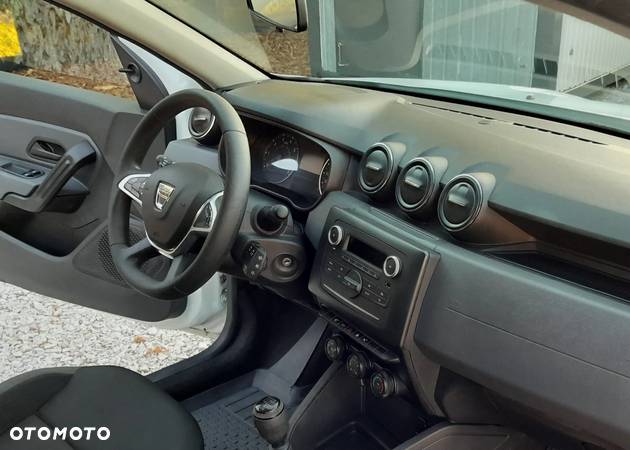 Dacia Duster 1.0 TCe Essential - 23