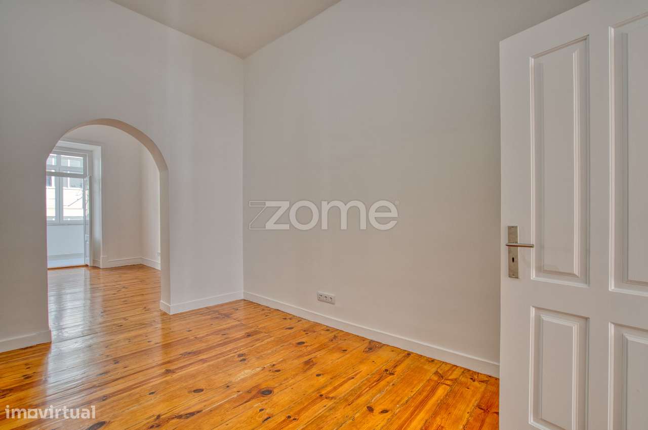 Apartamento T3 Remodelado |Penha de França-1