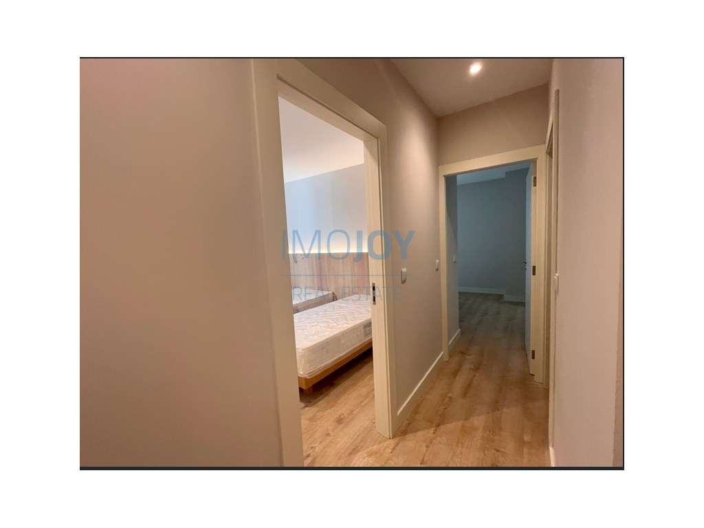 Apartamento T3 com Terraço no Centro do Porto - Grande imagem: 5/17