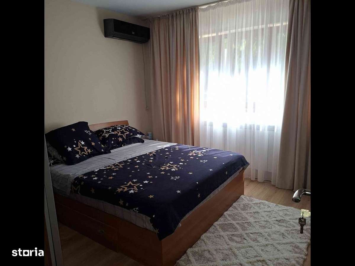 Apartament 3 camere decomandat - Imagine principală: 4/12