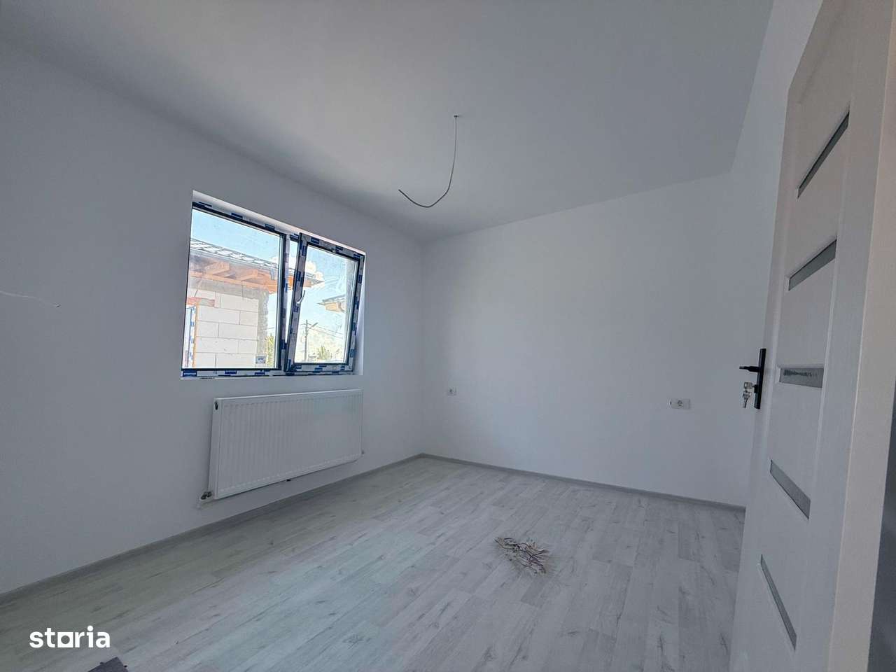 Vilă P+1 cu 4 camere | Lumina-9