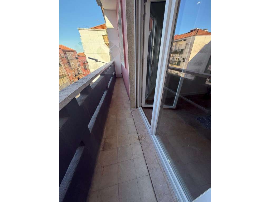 Apartamento T3 Venda Amadora-33