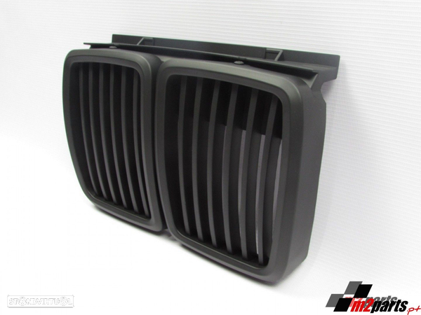 Grelhas Novo/ ABS BMW 3 (E30)/BMW 3 Touring (E30)/BMW 3 Convertible (E30) - 2