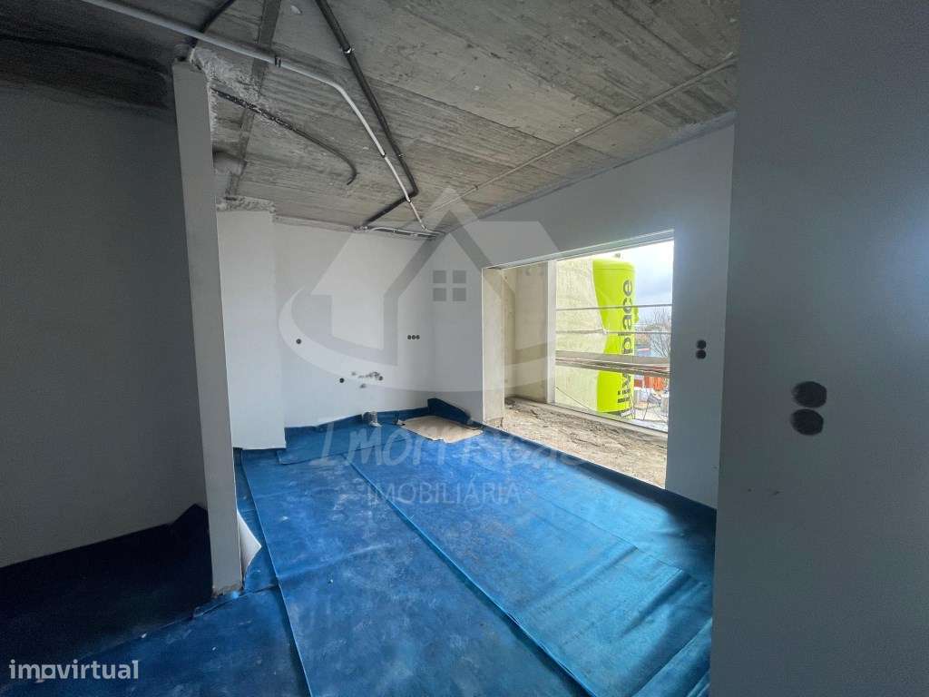 Apartamento novo T2 com garagem e terraço no Sobralinho em Alverca - Grande imagem: 4/10