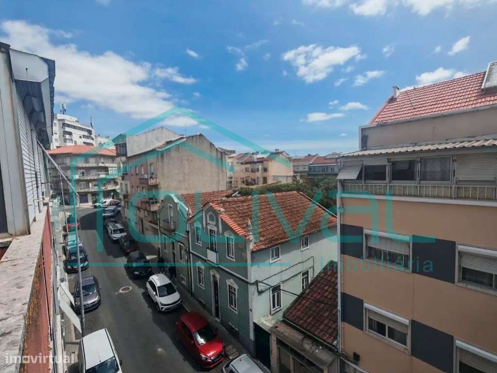 Apartamento T2 à venda na Centro de Queluz-10