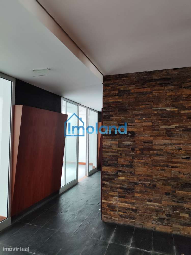 Investimento  -  Escritórios - Estação do Metro-Vila Nova de Gaia - Grande imagem: 2/16