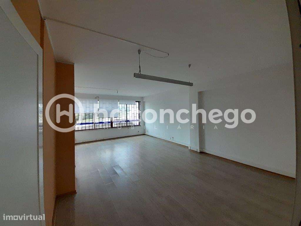 Escritório junto à Escola Secundária de Barcelos - Grande imagem: 5/6