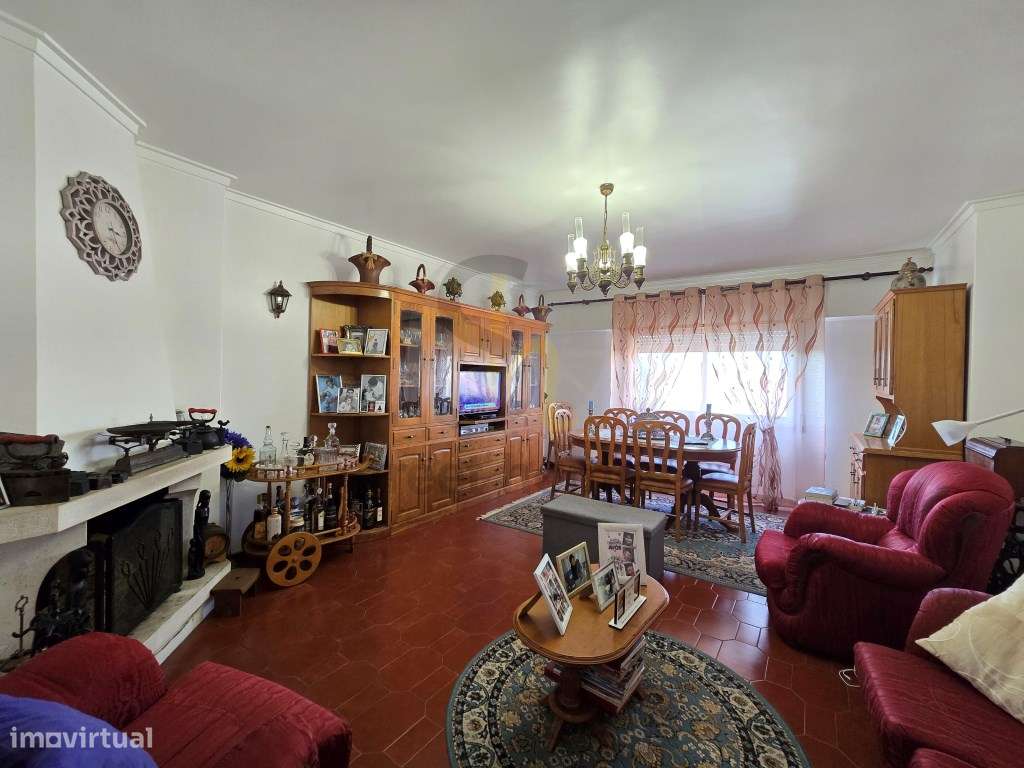 OPORTUNIDADE ÚNICA: T2+1 COM 130m² JUNTO À ESTAÇÃO da Agualva-Cacém... - Grande imagem: 4/43