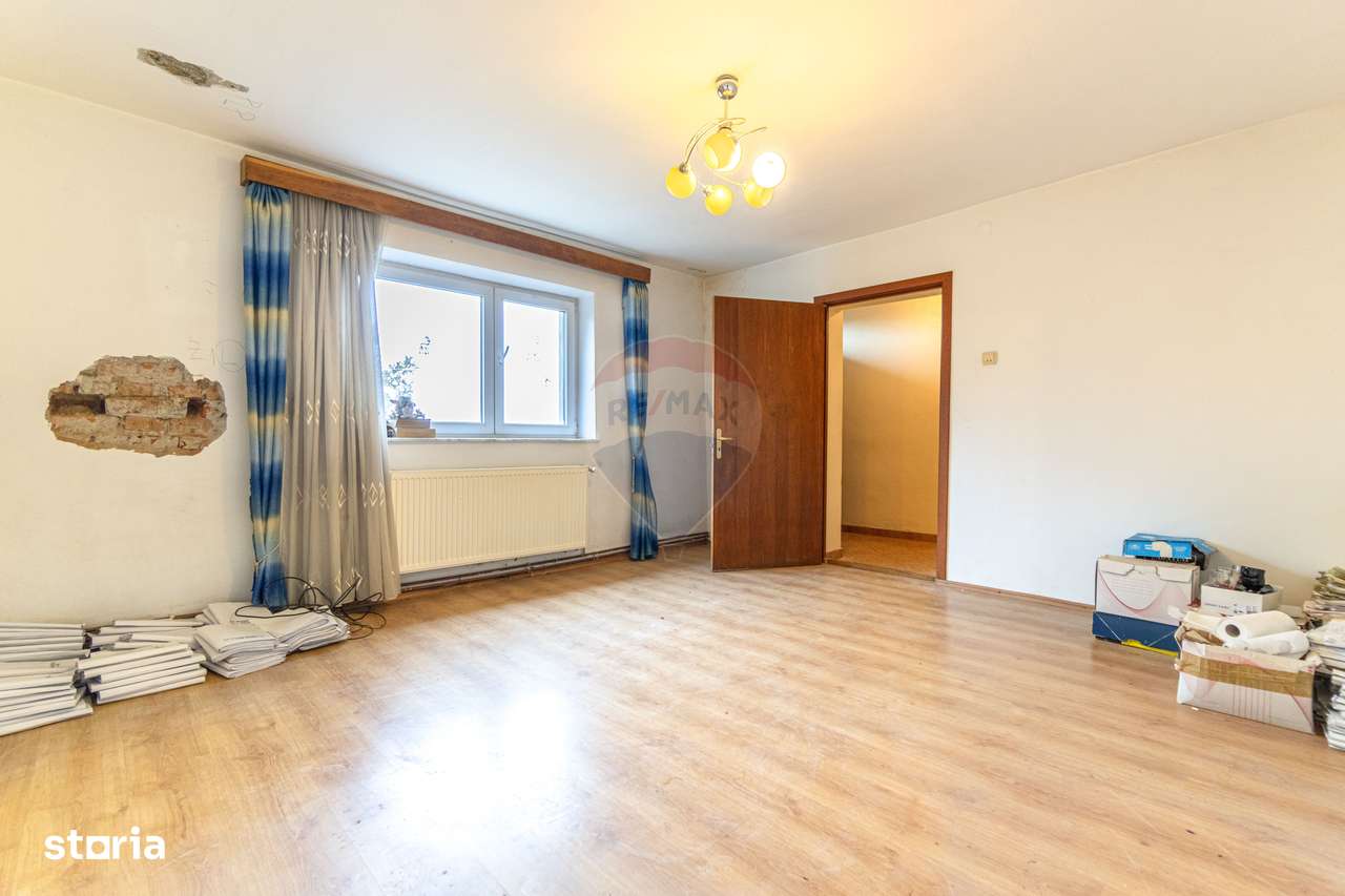 Casă individuală cu două unități locative. Zona Horia–Cloșca–Crișan-15