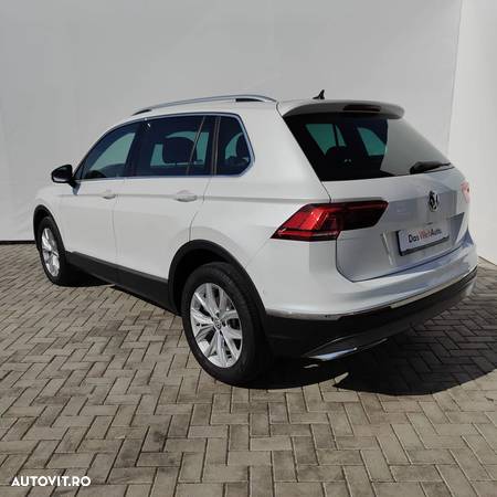 Volkswagen Tiguan 2.0 TDI SCR 4MOTION DSG Highline - 4