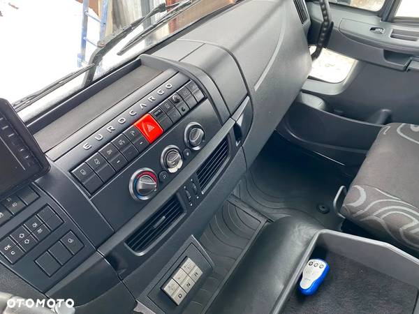 Iveco Eurocargo 180E32 / Euro 6 / Glob / Izoterma / Winda / - 23