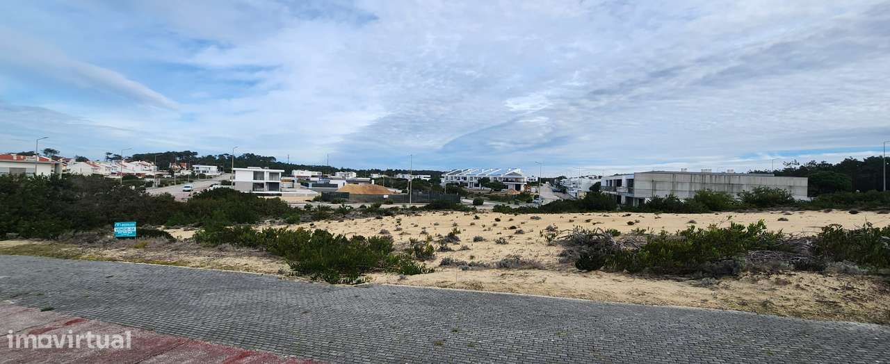Lote terreno urbanizado, com 1571m2 - em Pedra do Ouro - Pataias - Grande imagem: 2/11