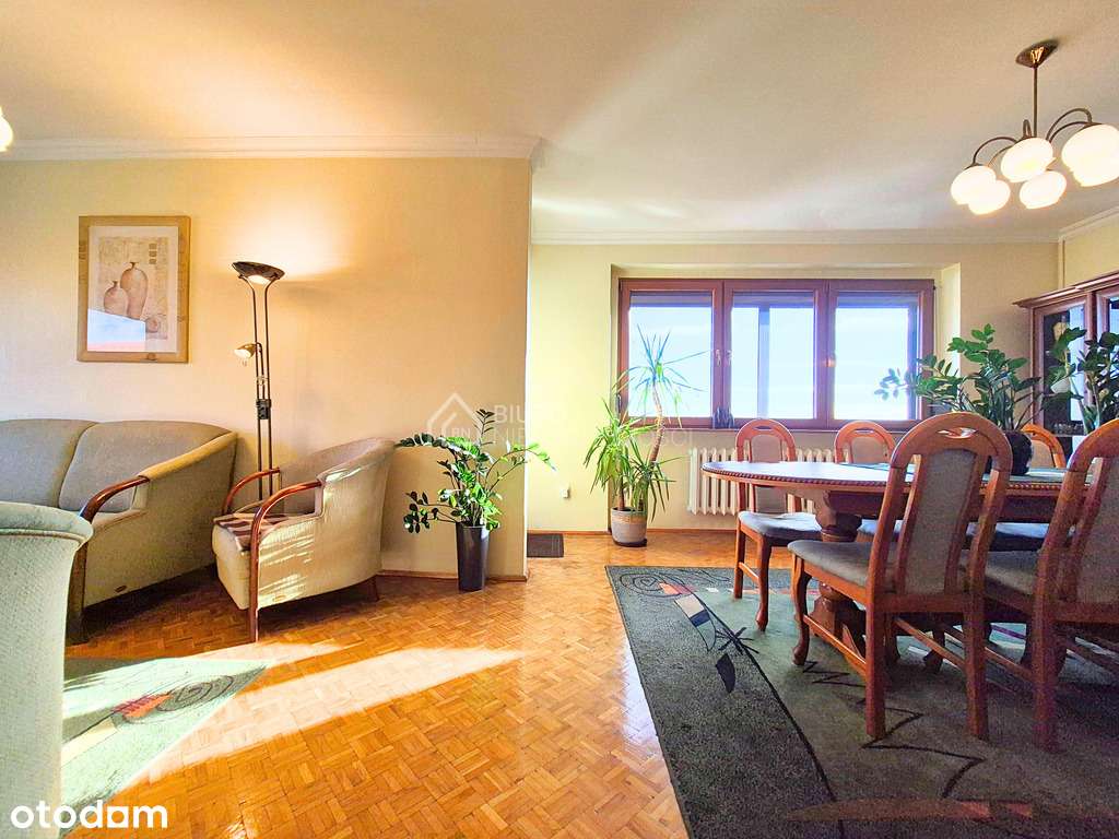 Funkcjonalny dom, garaże i budynki gospodarcze - Pełny obrazek: 4/16