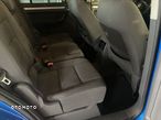 Volkswagen Touran 1.6 FSI Trendline - 35