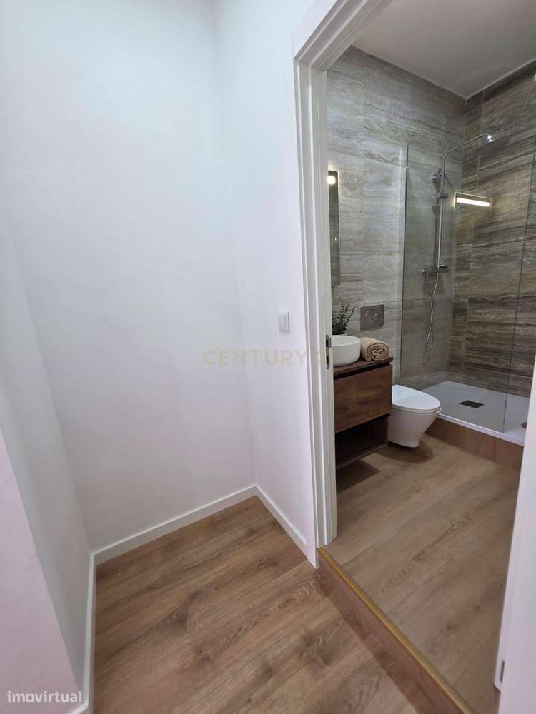 T3 a ESTREAR na Penha de França C/SUITE E CLOSET– Acabamentos Únicos-21
