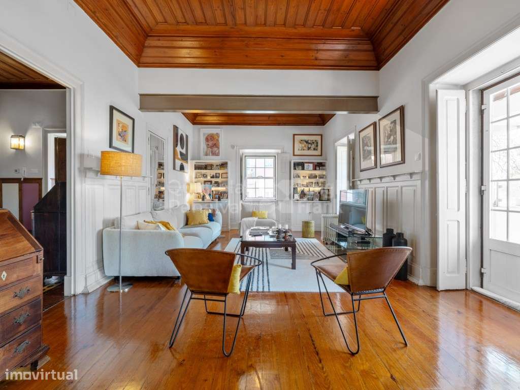 Moradia T6 com jardim e garagem em Paço de Arcos - Grande imagem: 5/60