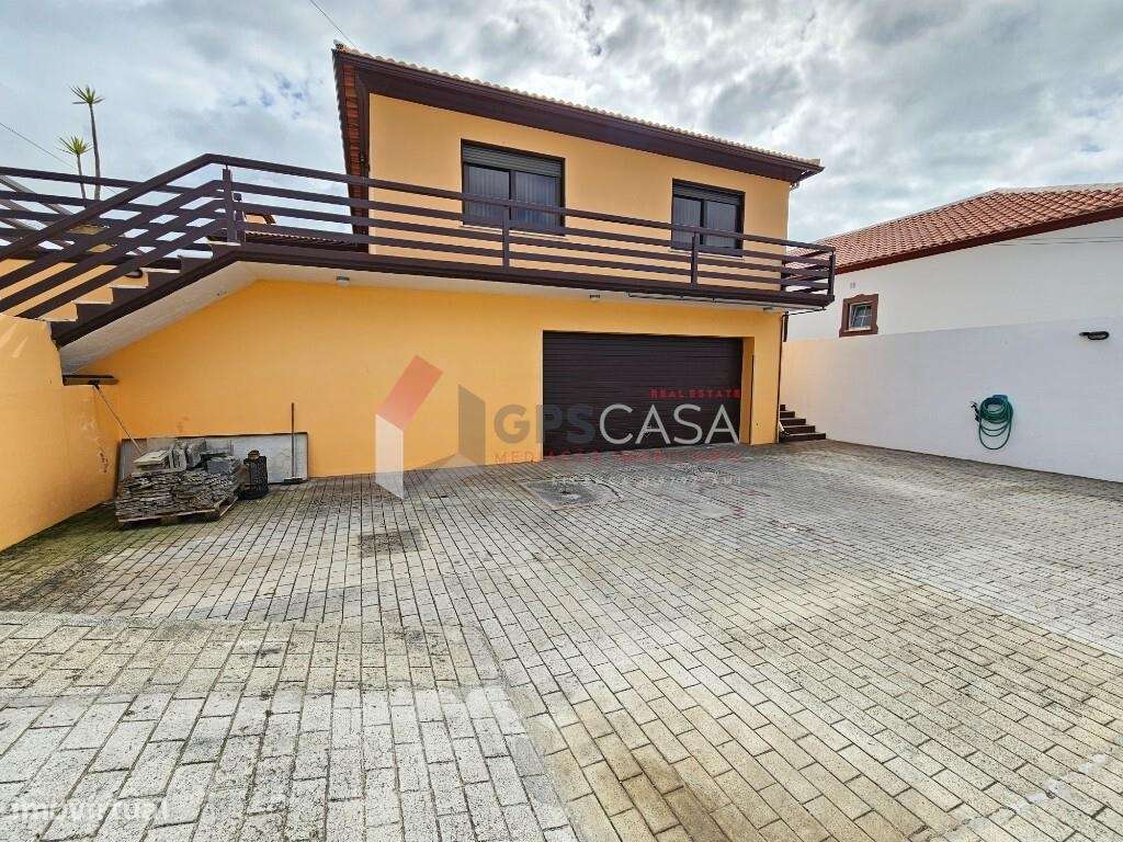 Moradia Térrea com Jardim, Garagem Ampla e Zona de Lazer Exterior - Grande imagem: 5/44