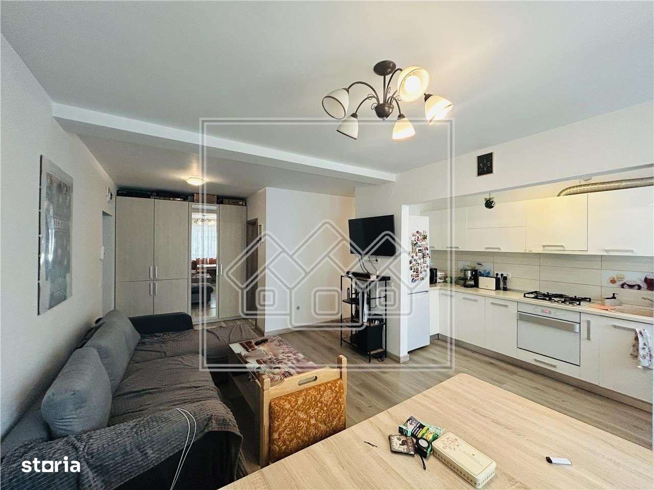 Ap cu 3 camere, balcon inchis, loc de parcare inclus - Arhitectilor - Imagine principală: 1/15