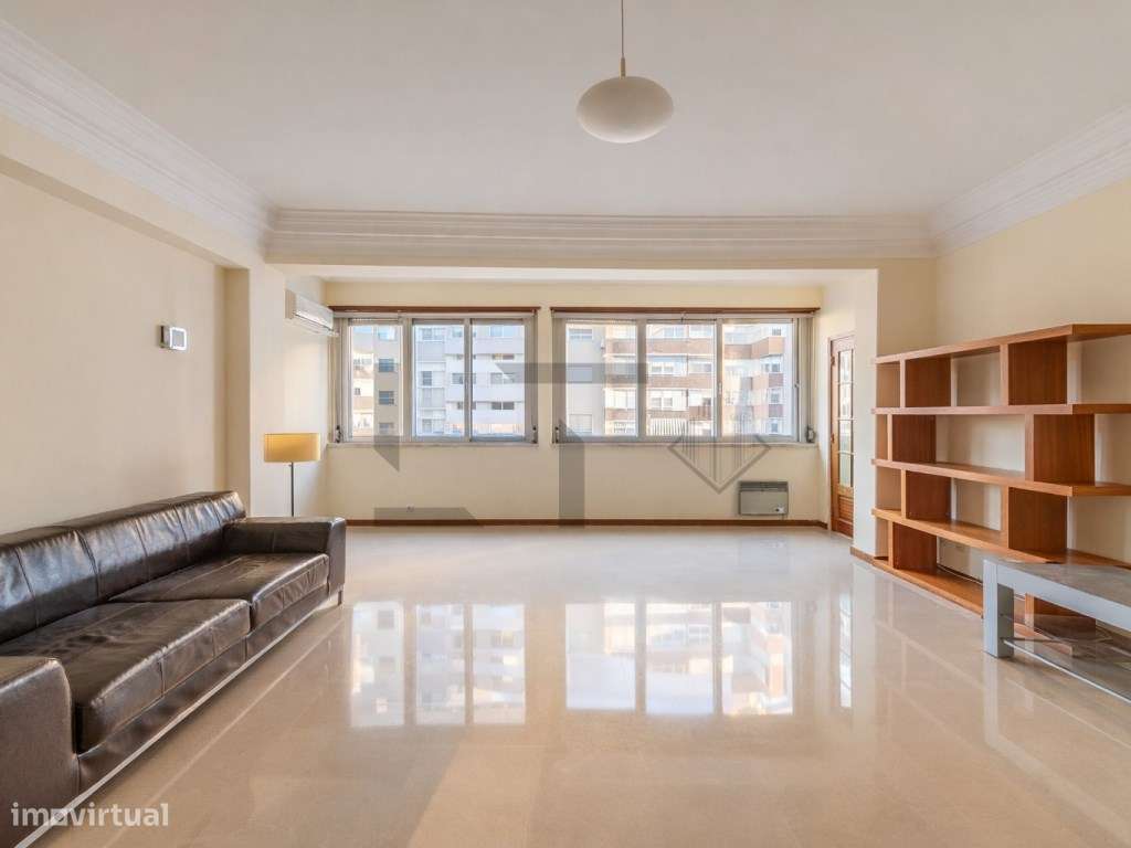 Fantástico Apartamento T2 com Garagem e Arrecadação, para Arrendar,... - Grande imagem: 3/14