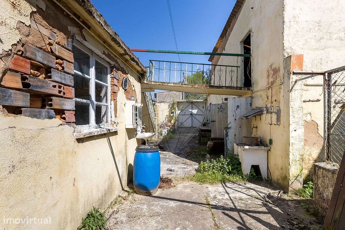 Moradia T4 para venda-7