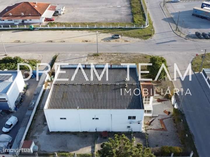 Armazém com escritório no Vale do Alecrim -  Pinhal Novo-6
