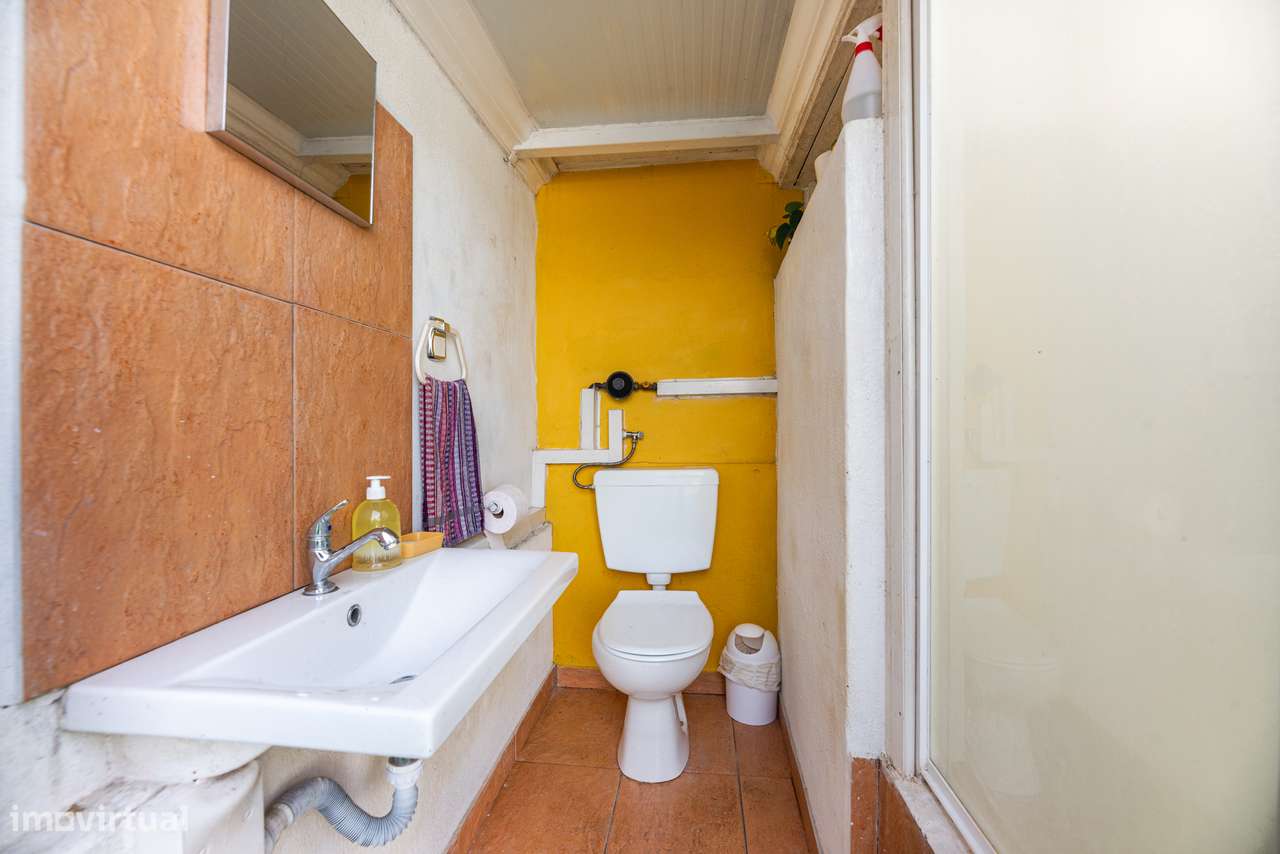 MORADIA T3 TRANSFORMADA EM T2 | GARAGEM | 221M2 | ARRUDA DOS VINHOS-40