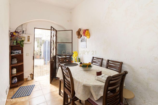 Oportunidade Única no Algarve – Propriedade de 33.840m² com duas morad-20