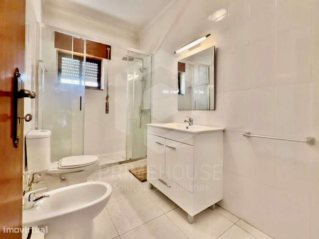 Apartamento T1 Rés do Chão no Seixal, Amora.-23