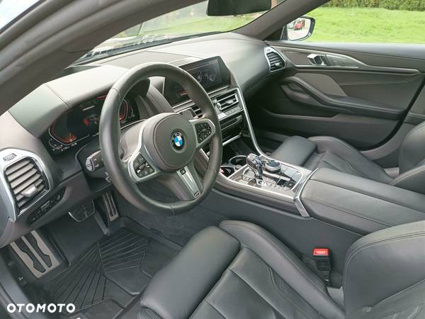 BMW Seria 8 - 10