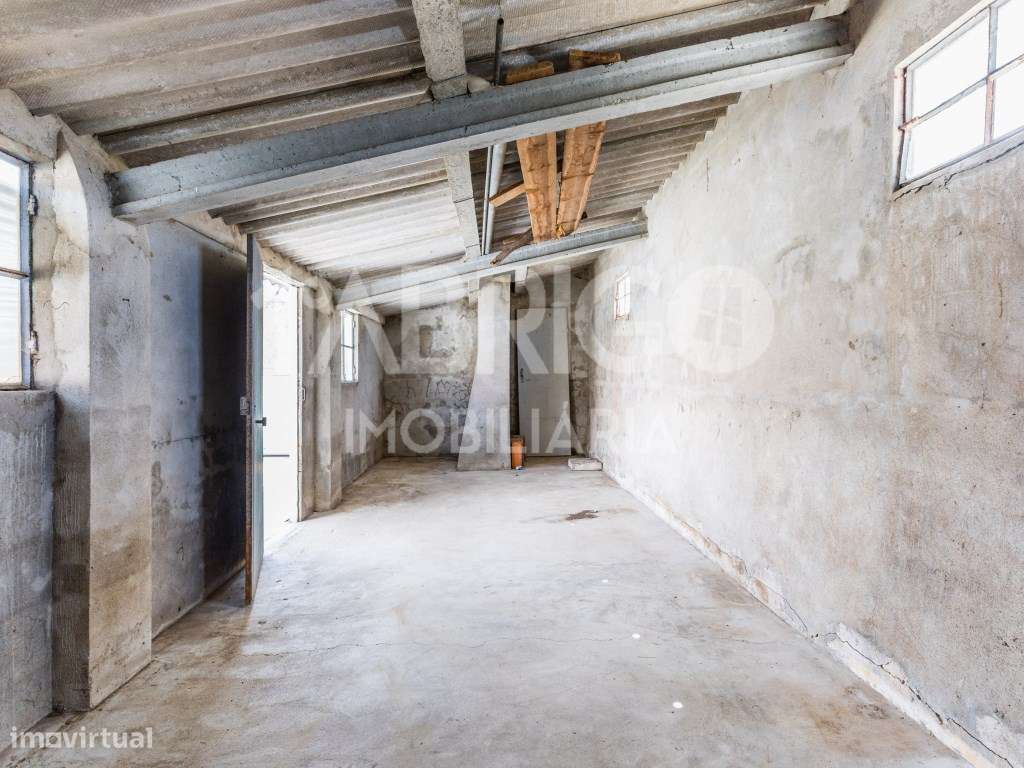 Moradia T2, antiga, Cela, Alcobaça-23
