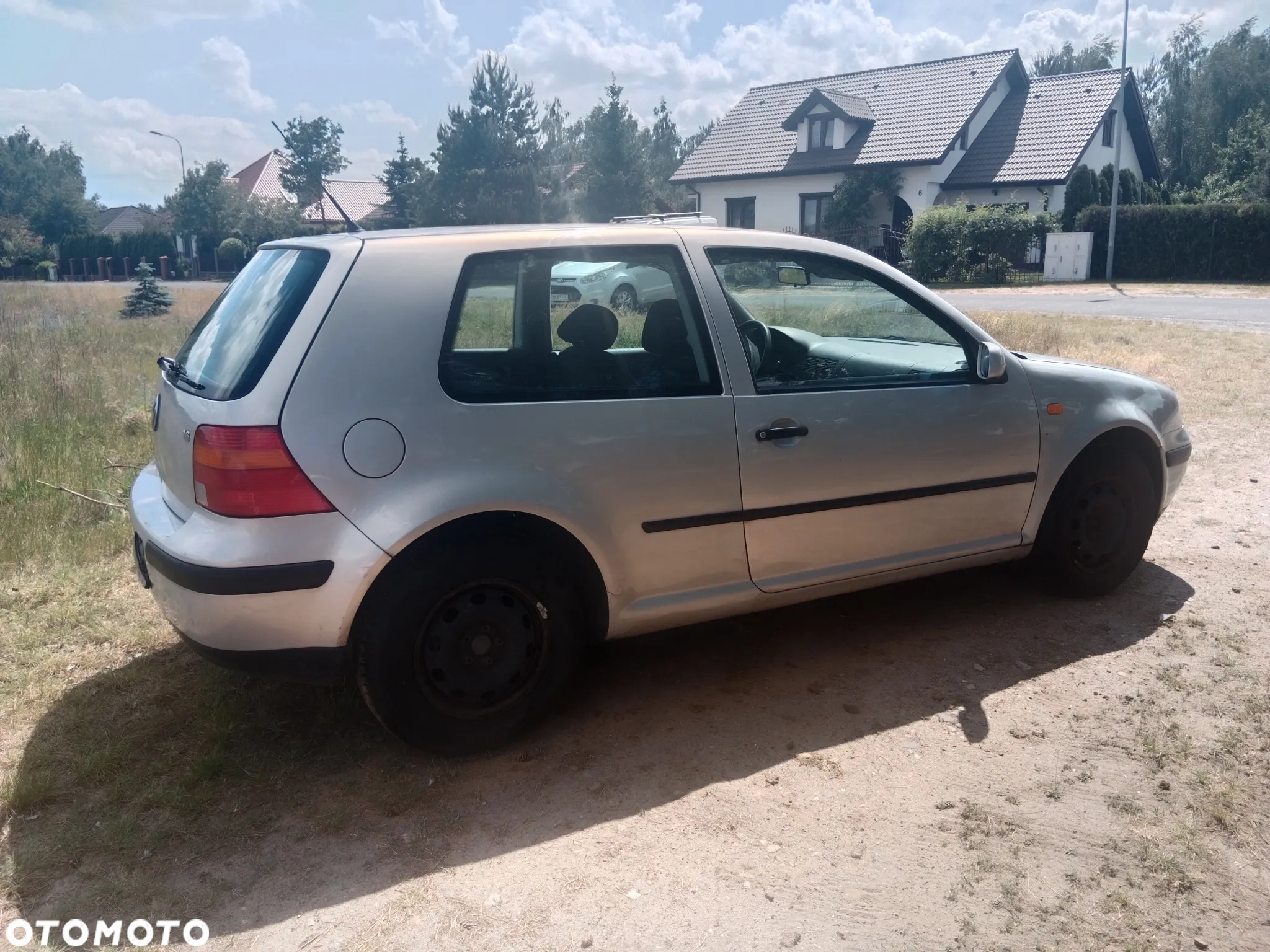 Volkswagen Golf - 4