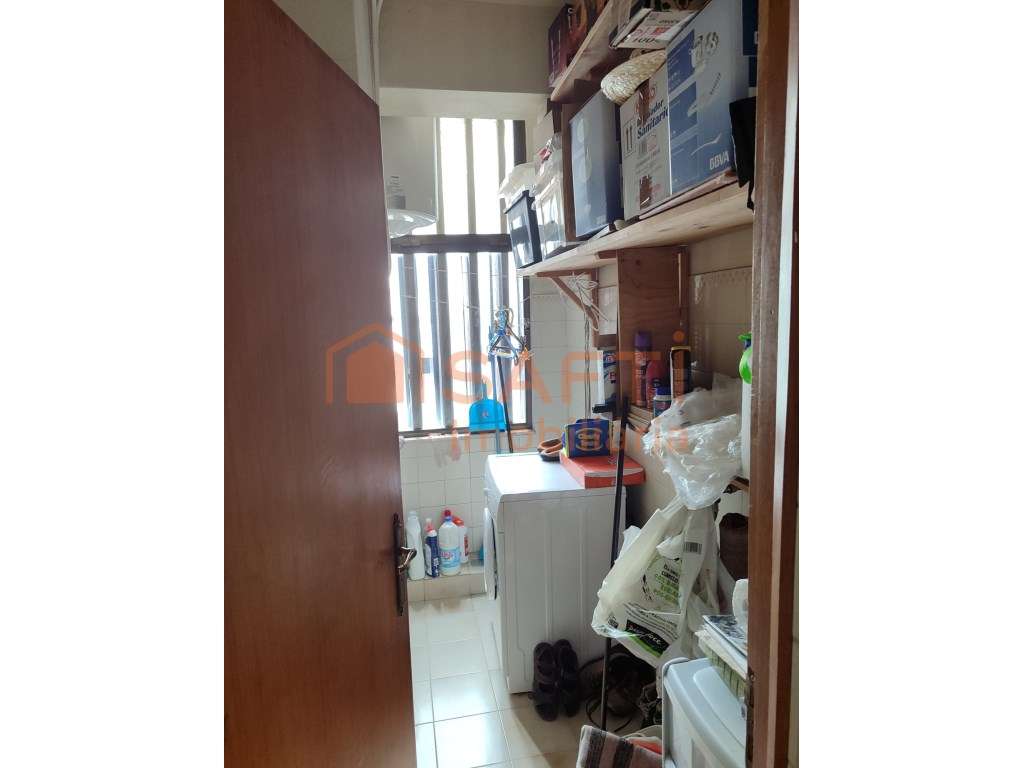 Apartamento T3 no centro de Valença - Grande imagem: 4/19