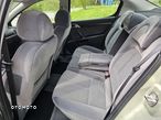 Peugeot 407 2.7 HDI Sport - 13