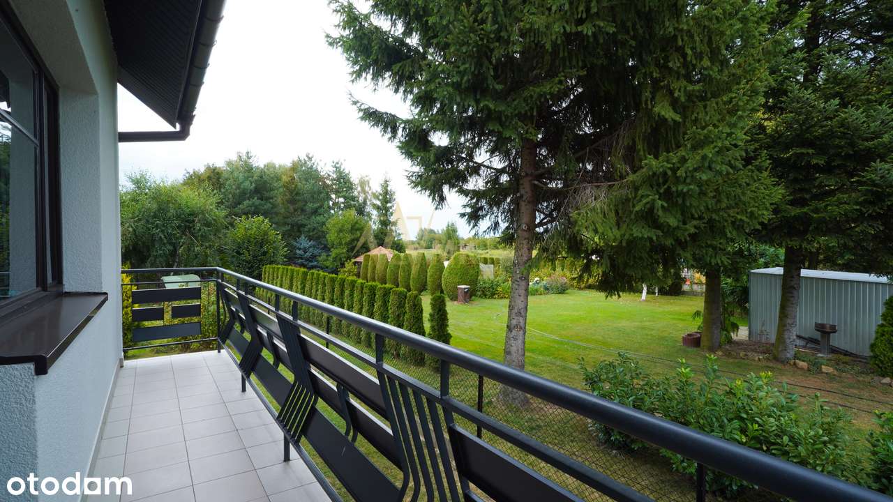 KOMFORTOWY DOM Z OGRODEM I 3 GARAŻAMI!-17