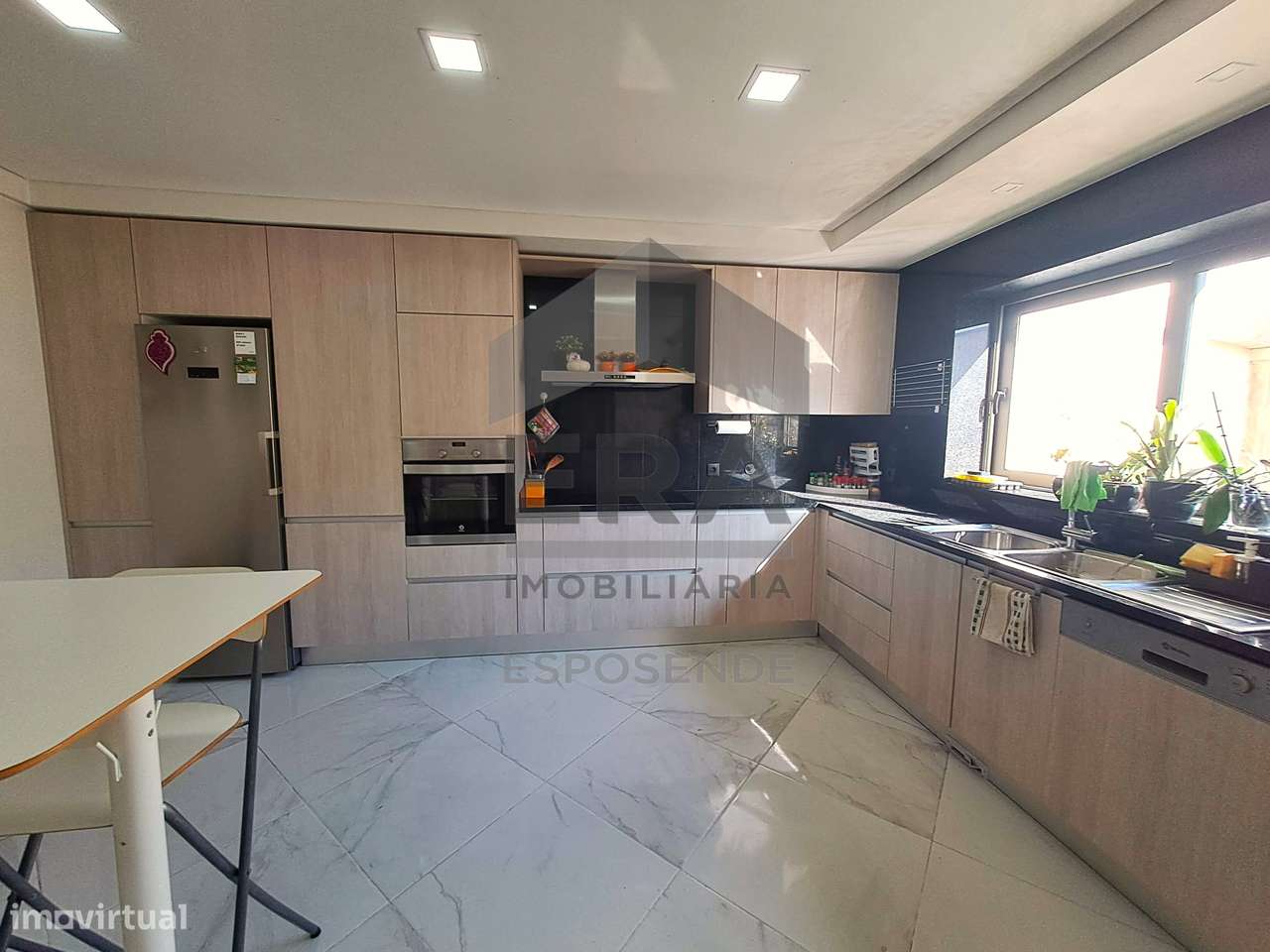 Magnifica moradia nas Marinhas - Grande imagem: 5/27