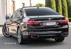 BMW Seria 7 740i - 8