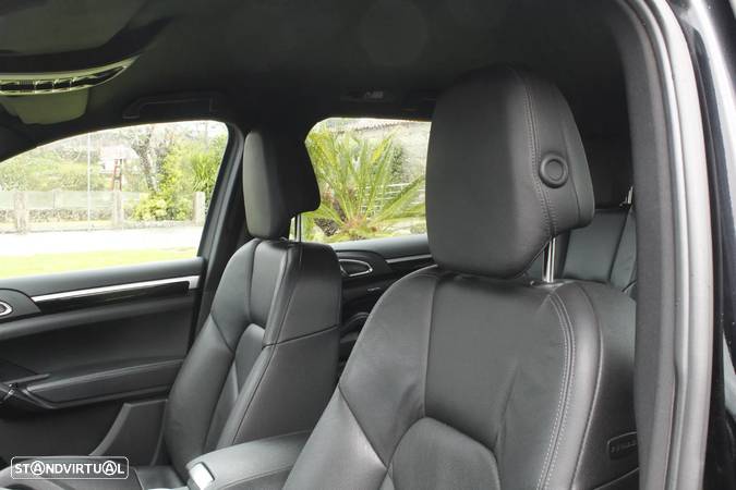 Porsche Cayenne Diesel Tiptronic S - 12