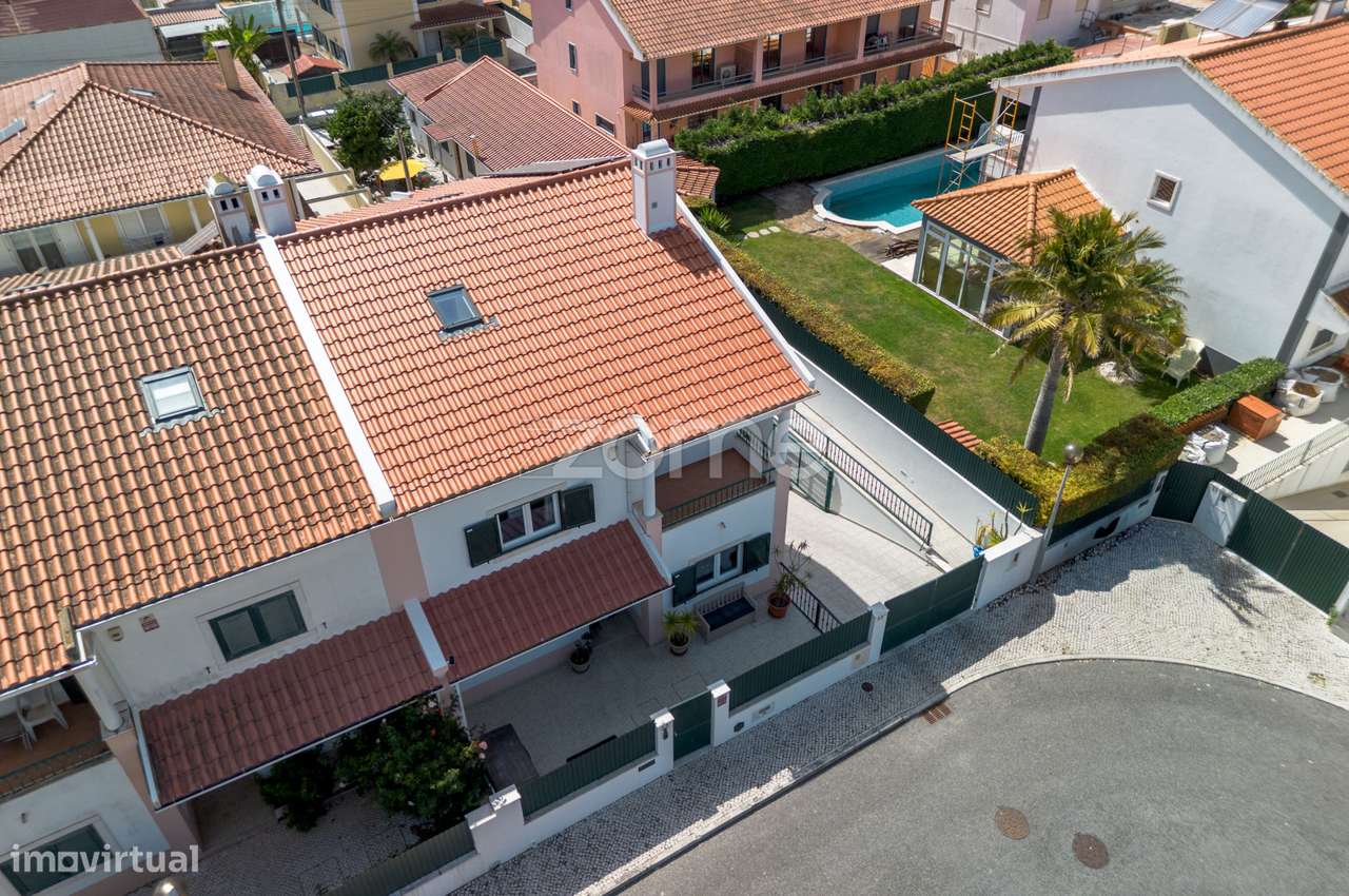 Moradia T4+1, com piscina-7