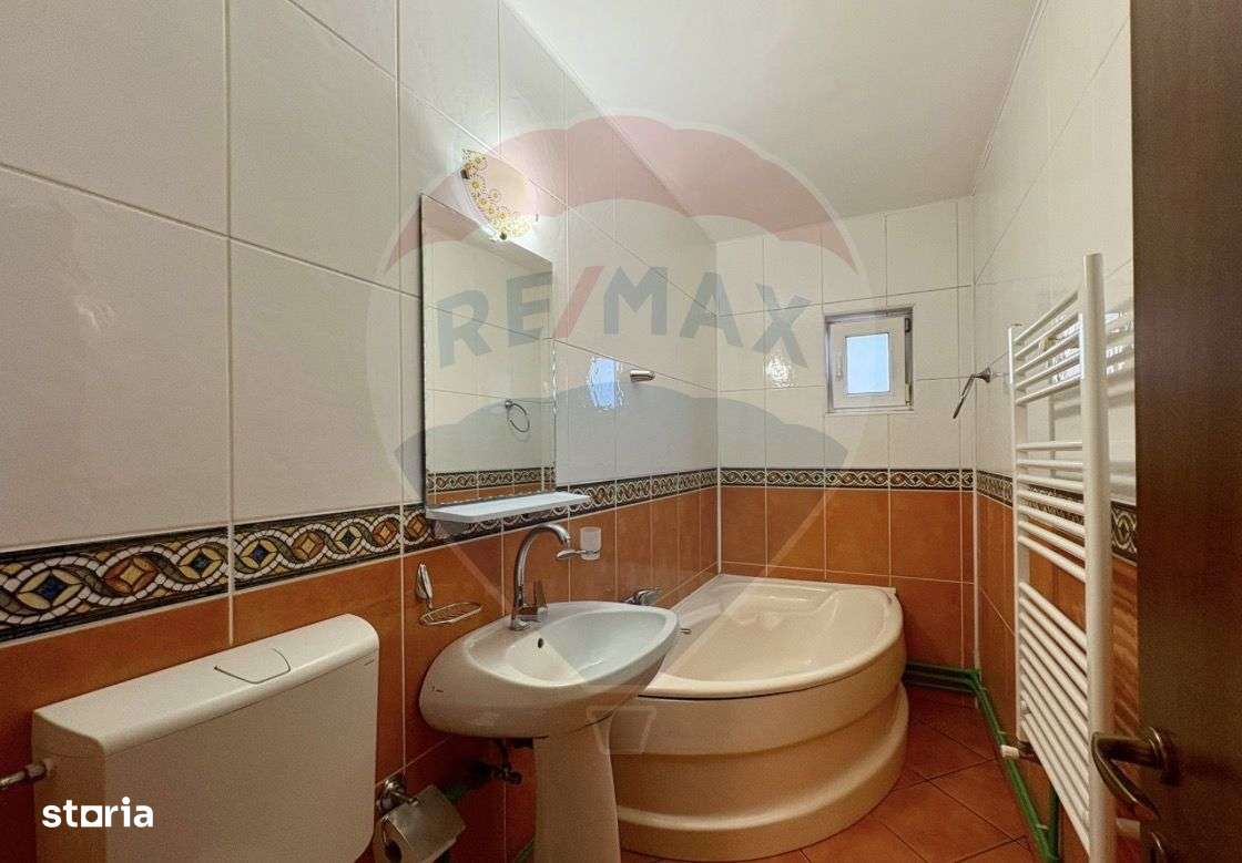 Apartament cu 3 camere de închiriat Mircea cel Batran Constanta - Imagine principală: 5/9