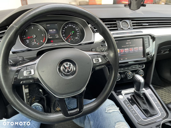 Volkswagen Passat Variant 2.0 TDI SCR DSG 4Motion Alltrack - 19