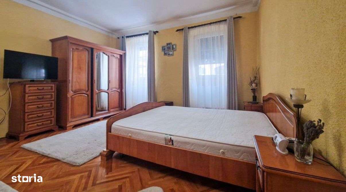 Garsoniera de inchiriat  Centrul Istoric-Brasov - Imagine principală: 3/15