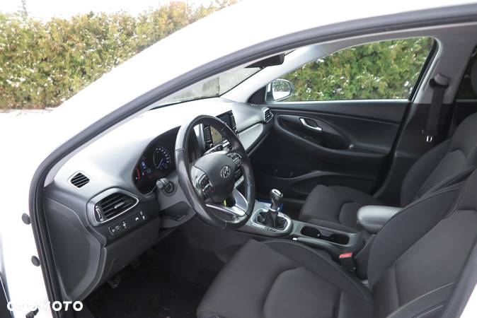 Hyundai I30 Fastback 1.6 CRDI Comfort - 24